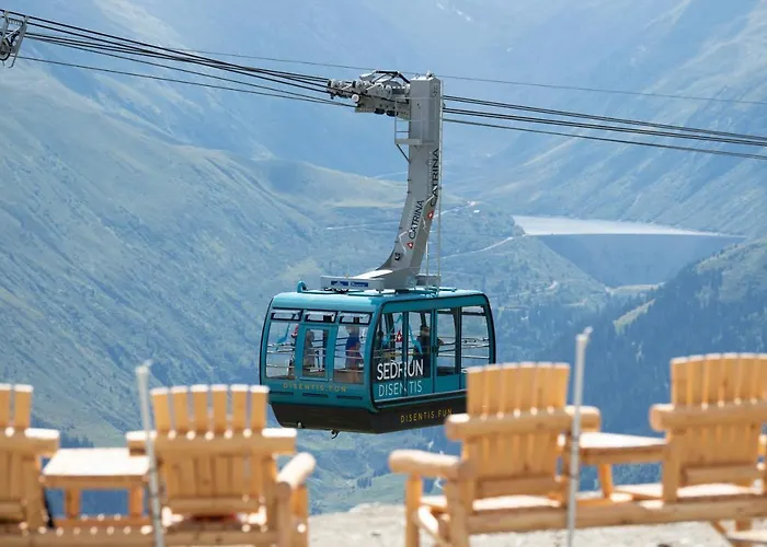 Catrina ديسنتس